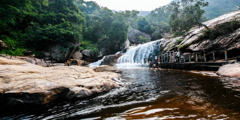 Thirumoorthy Falls